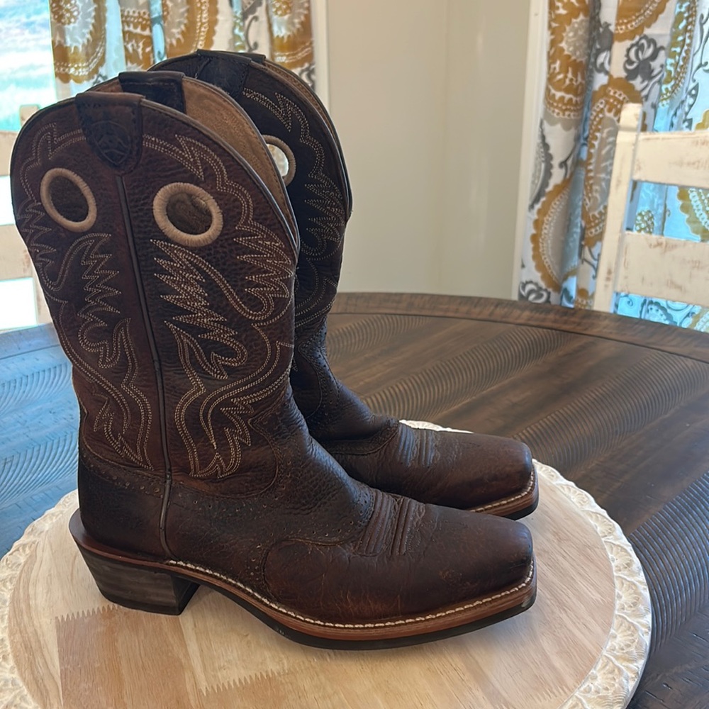 Ariat Rough Stock boots
